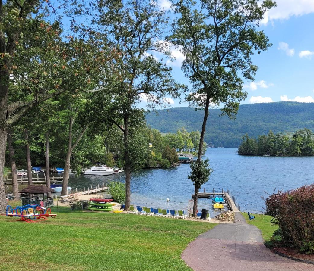 Boulders Resort Lake George Exterior photo