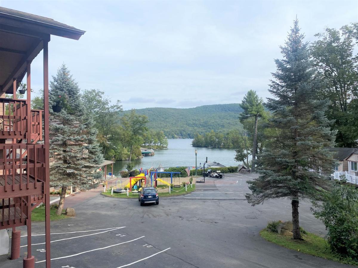 Boulders Resort Lake George Exterior photo