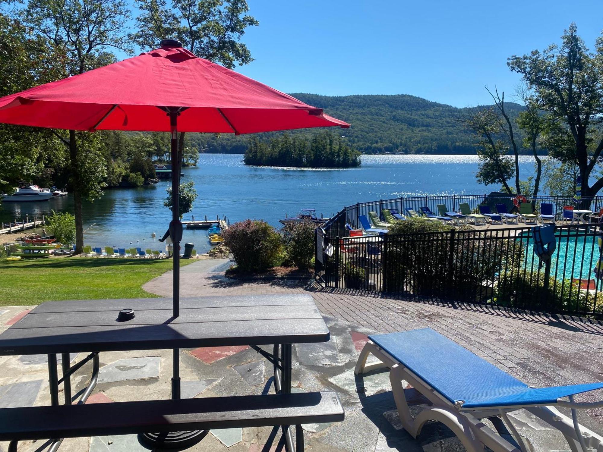 Boulders Resort Lake George Exterior photo