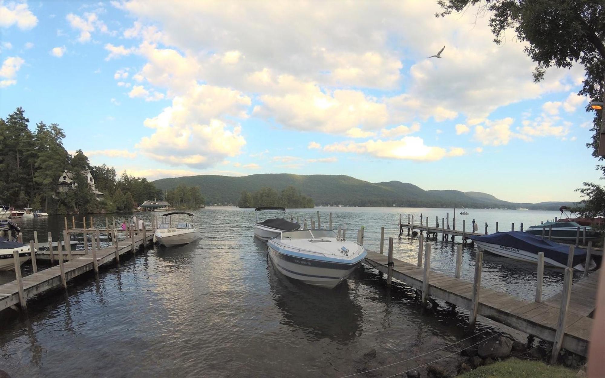 Boulders Resort Lake George Exterior photo